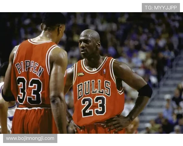 斯科蒂·皮蓬：从乔丹的影子到篮球传奇的崛起与荣耀