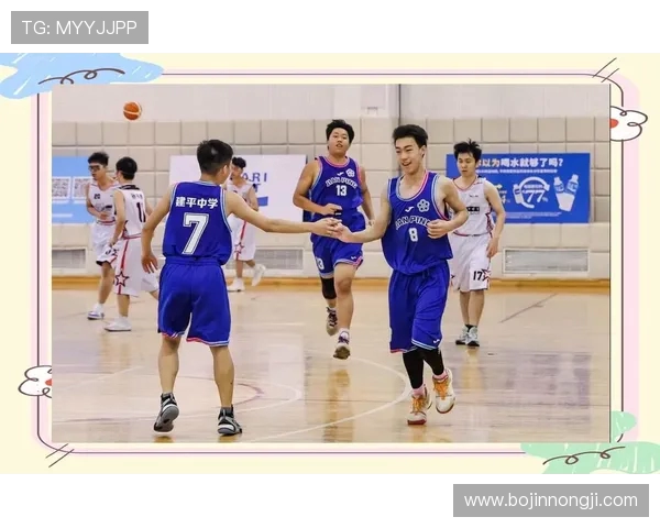 以篮球为纽带探讨团队协作精神与青春奋斗力量的深度融合