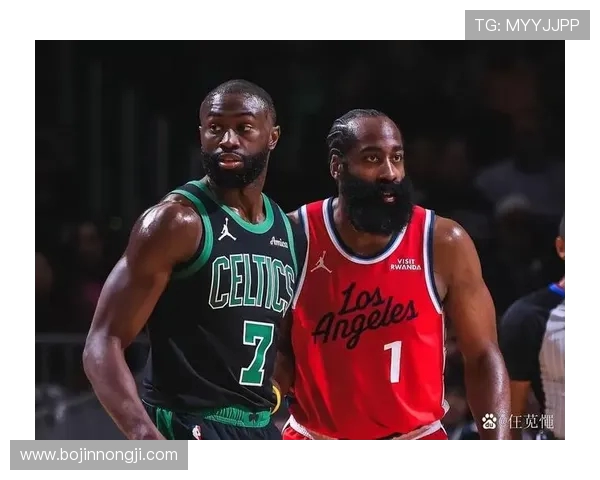 凯尔特人与快船的激烈对决全场精彩回顾与分析